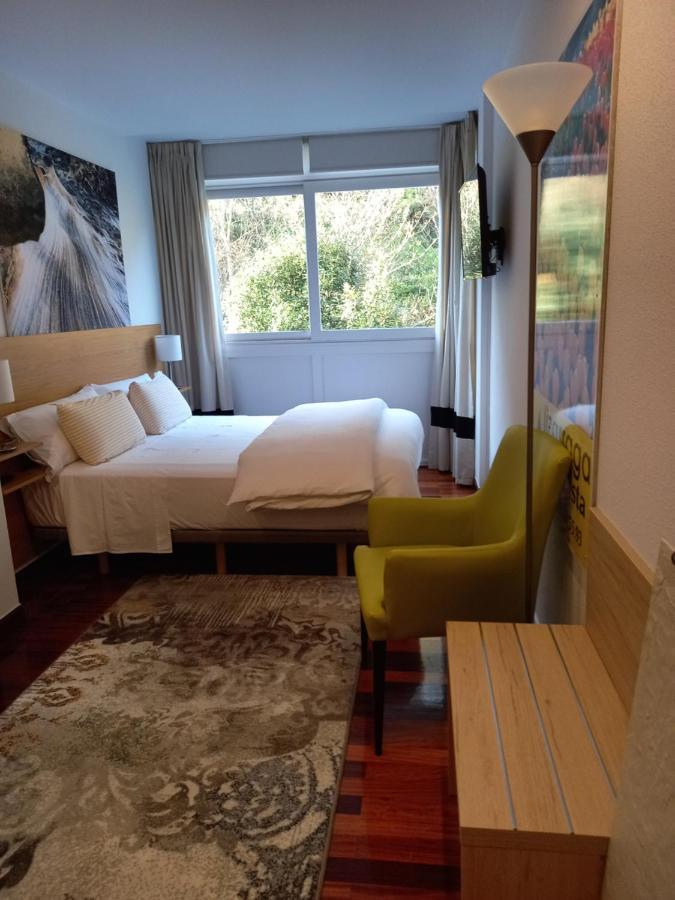 Suite Bilbao Arena Con Plaza De Garaje Exterior photo